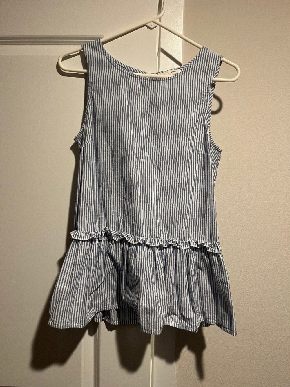 Beach Lunch Lounge Coastal Vacation Blue and White Striped Peplum Tank Size S